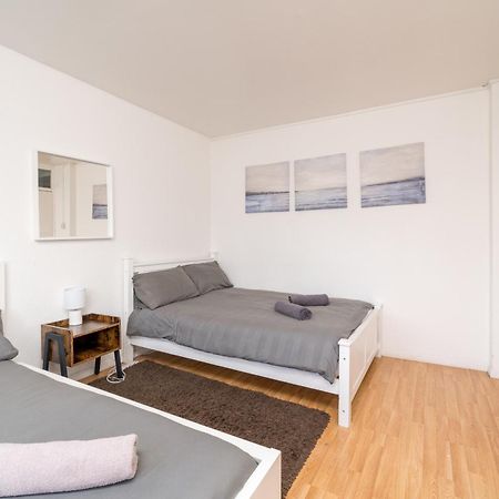 Spacious 1 Bed Flat In Dalston Лондон Екстер'єр фото