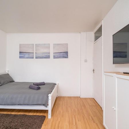 Spacious 1 Bed Flat In Dalston Лондон Екстер'єр фото